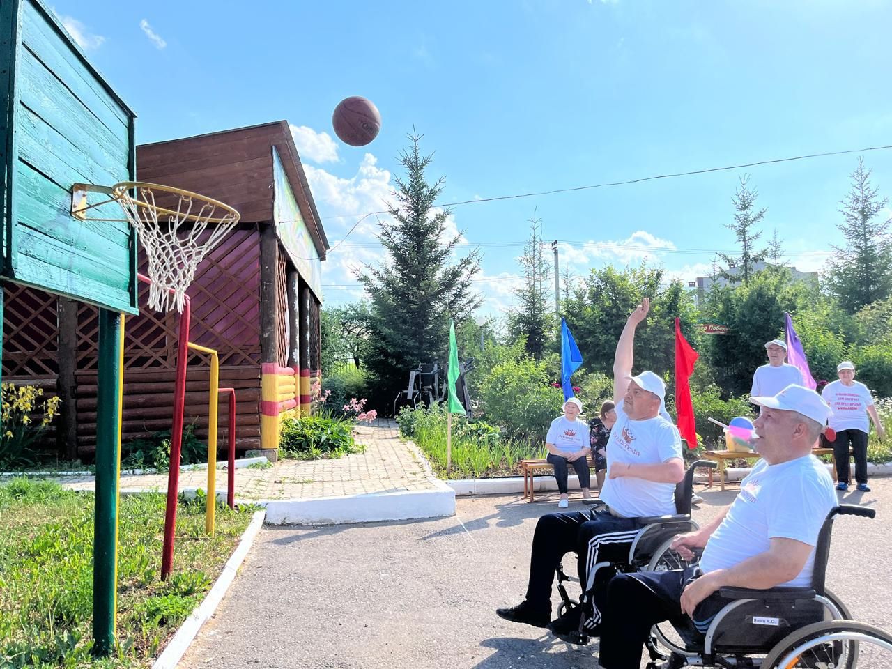 В Верхнеуслонском Доме-интернате прошел спортивный праздник «Моя Родина - Россия»