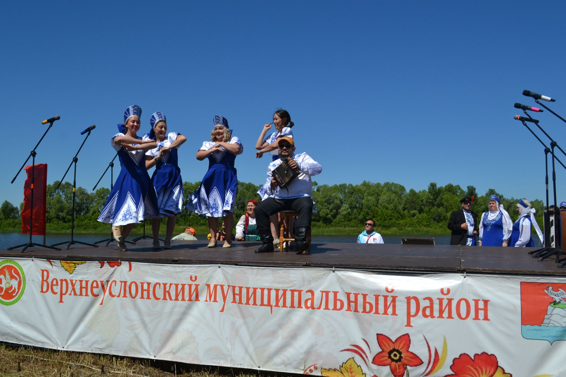 В Верхнеуслонском районе прошёл IV республиканский фестиваль гармонистов «Играй гармонь в Соболевском».