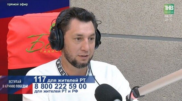Фирдус Тямаев и Элвин Грей приняли участие в телемарафоне «Вступай в армию Победы!»