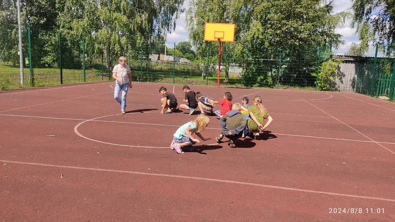 В Ямбулатове к Дню физкультурника прошла спортивно-игровая программа