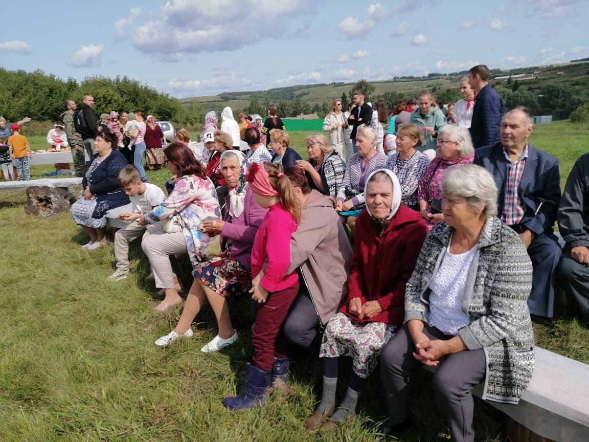 В Майдане весело отметили Яблочный Спас