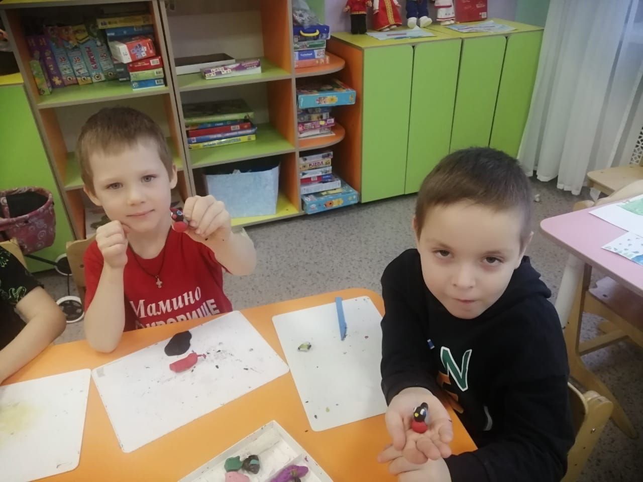 Түбән Ослан балалары карабүрекләр көнен билгеләп үтте