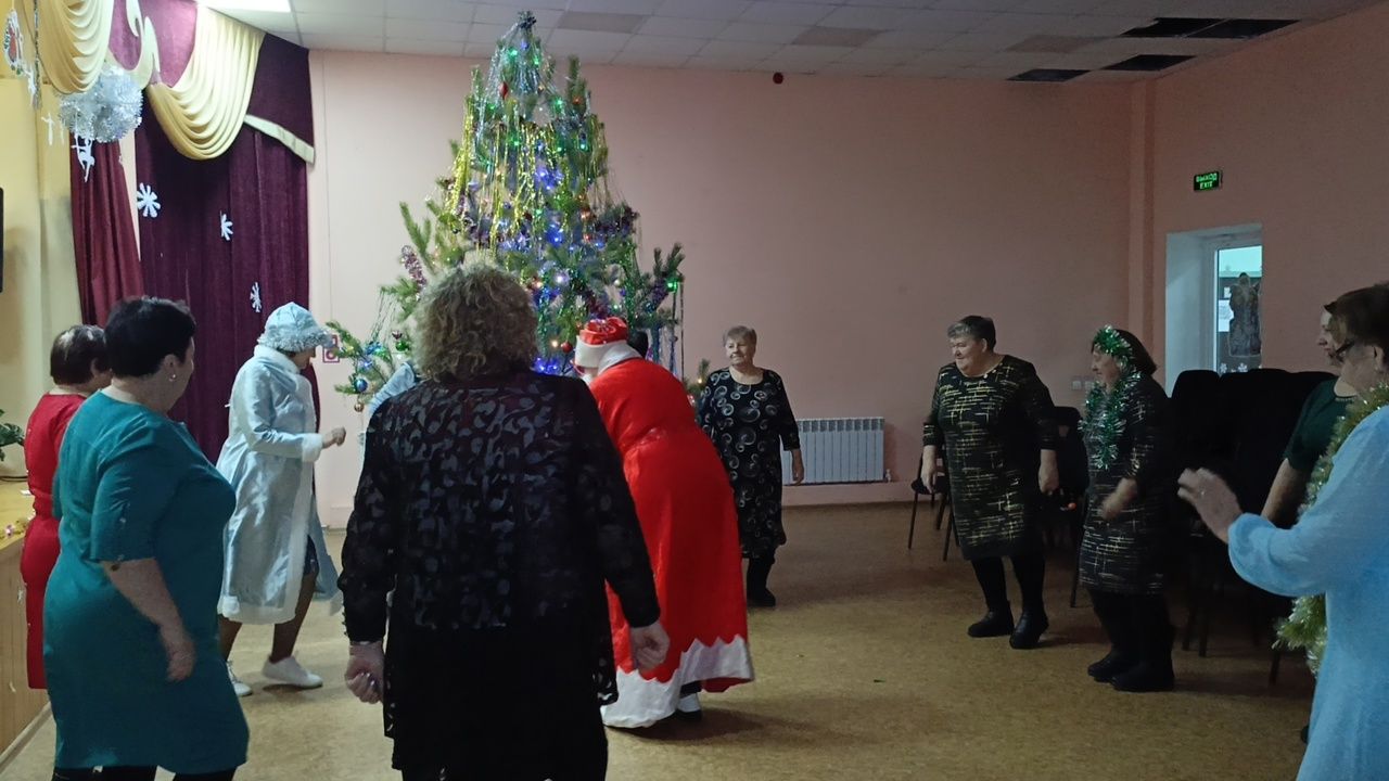 В Кильдееве прошел вечер отдыха для пенсионеров