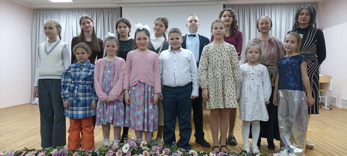 В Верхнем Услоне прошел концерт, посвященный творчеству Гиллока