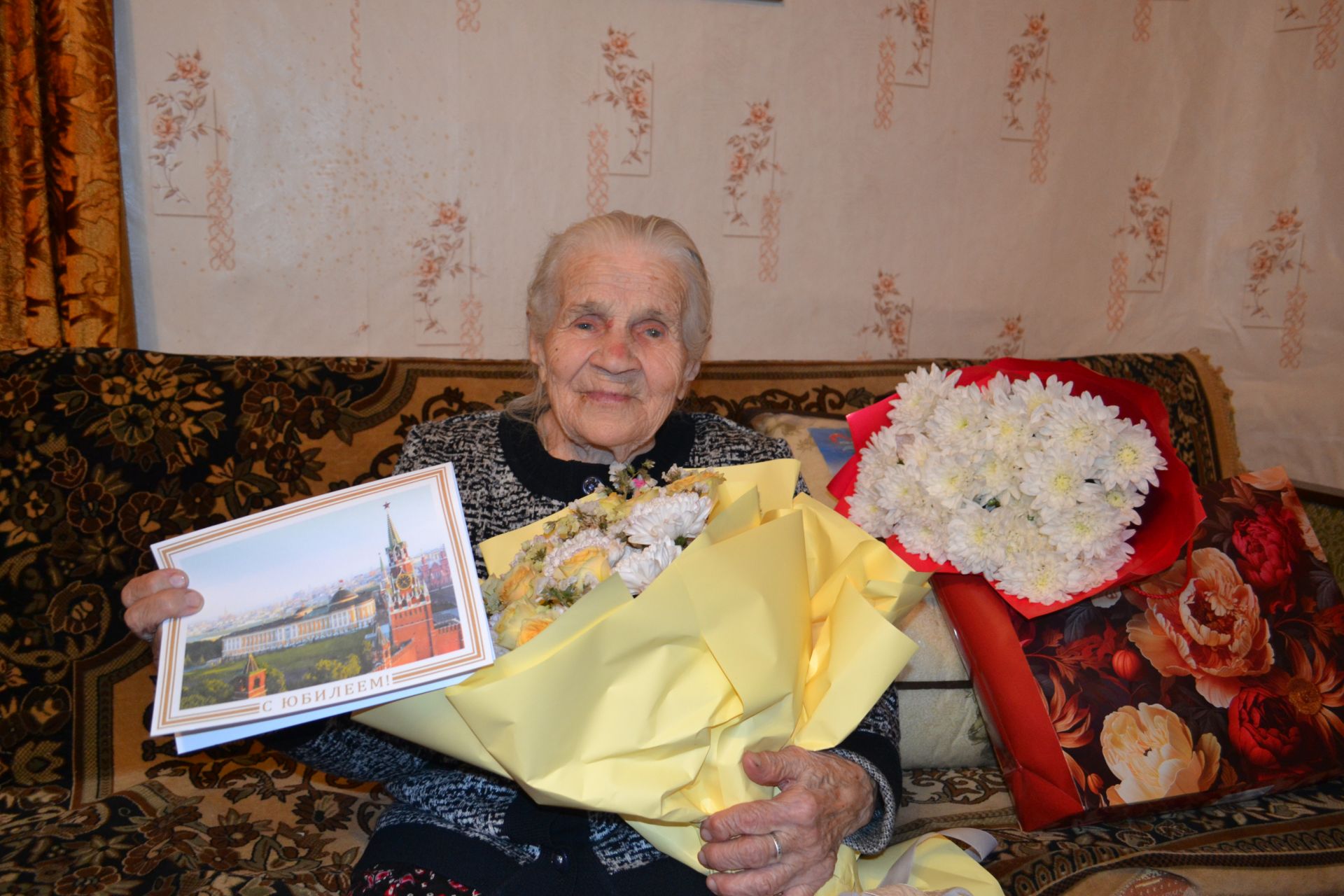 Екатерине Егоровой из Шеланги исполнилось 95 лет