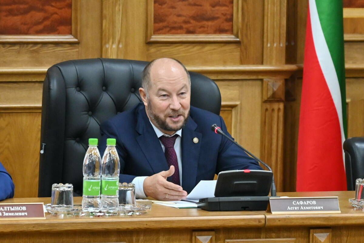 Татарстан продолжит поддержку новых территорий России - Асгат Сафаров