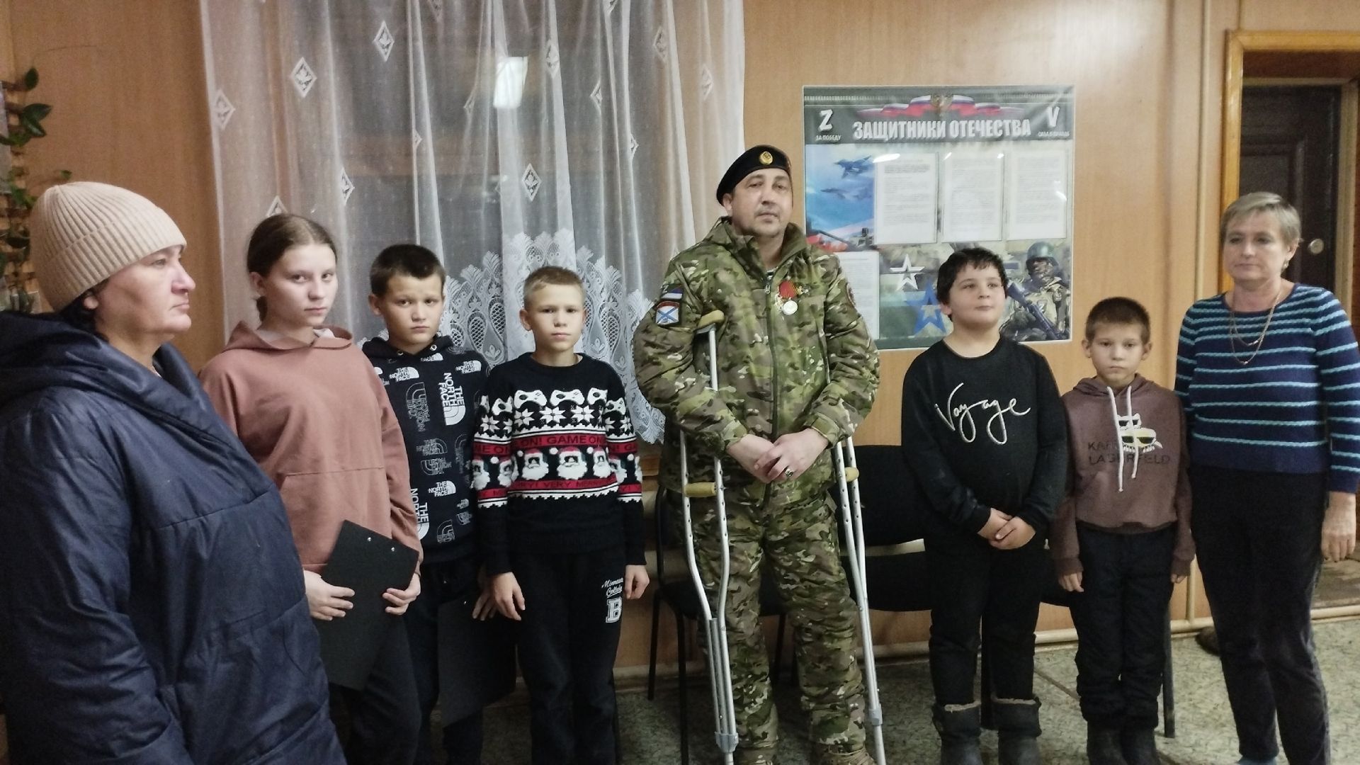 Участник СВО встретился со школьниками в Ямбулатовском сельском Доме культуры
