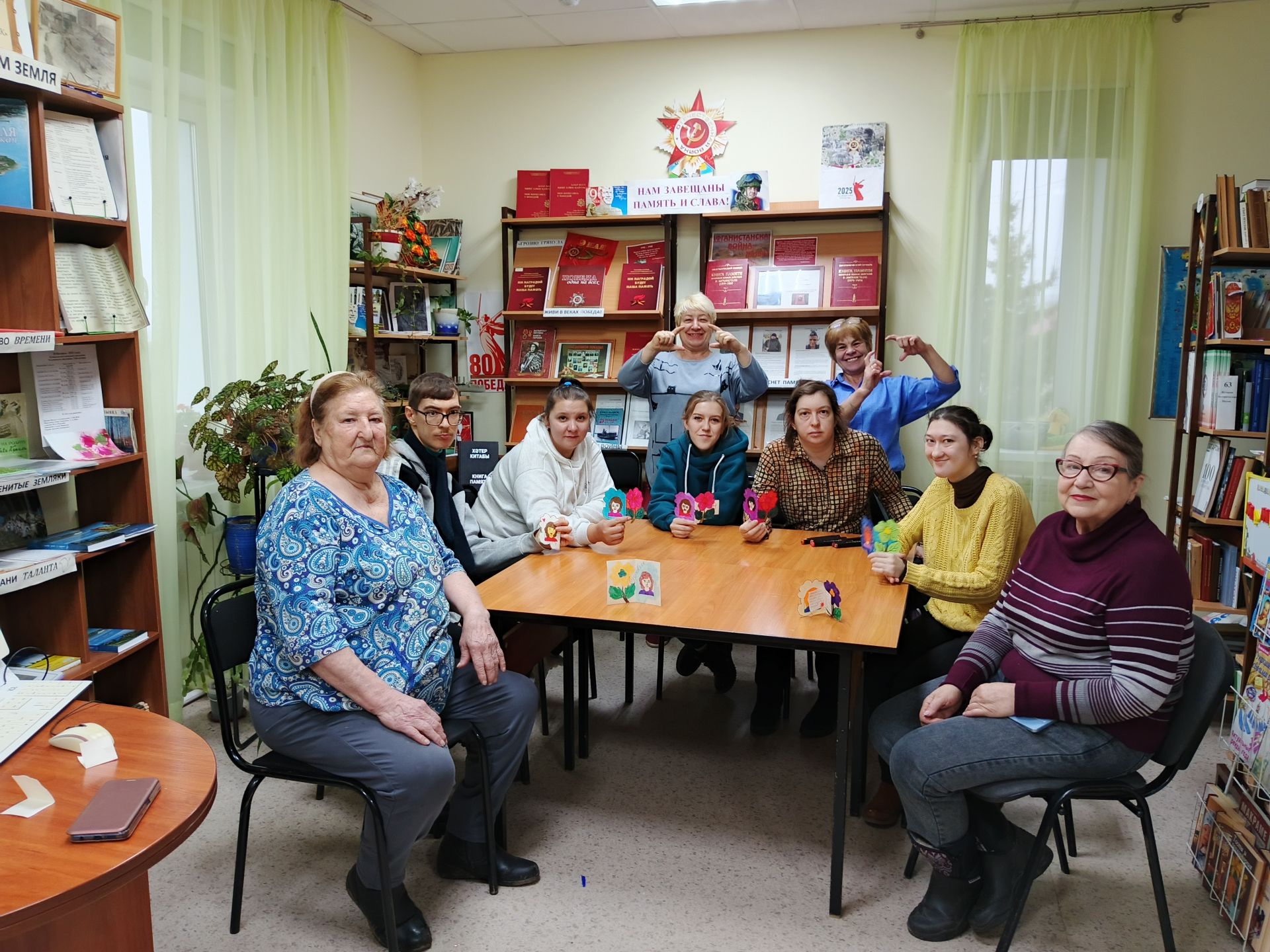 Тематический час ко Дню матери прошел в Печищинском Доме культуры