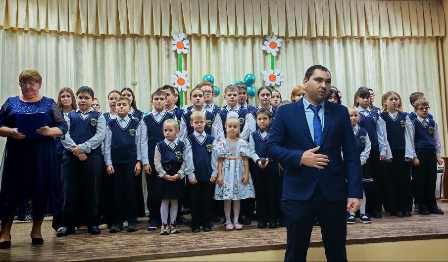 Концерт ко Дню матери прошел в Макуловском доме культуры
