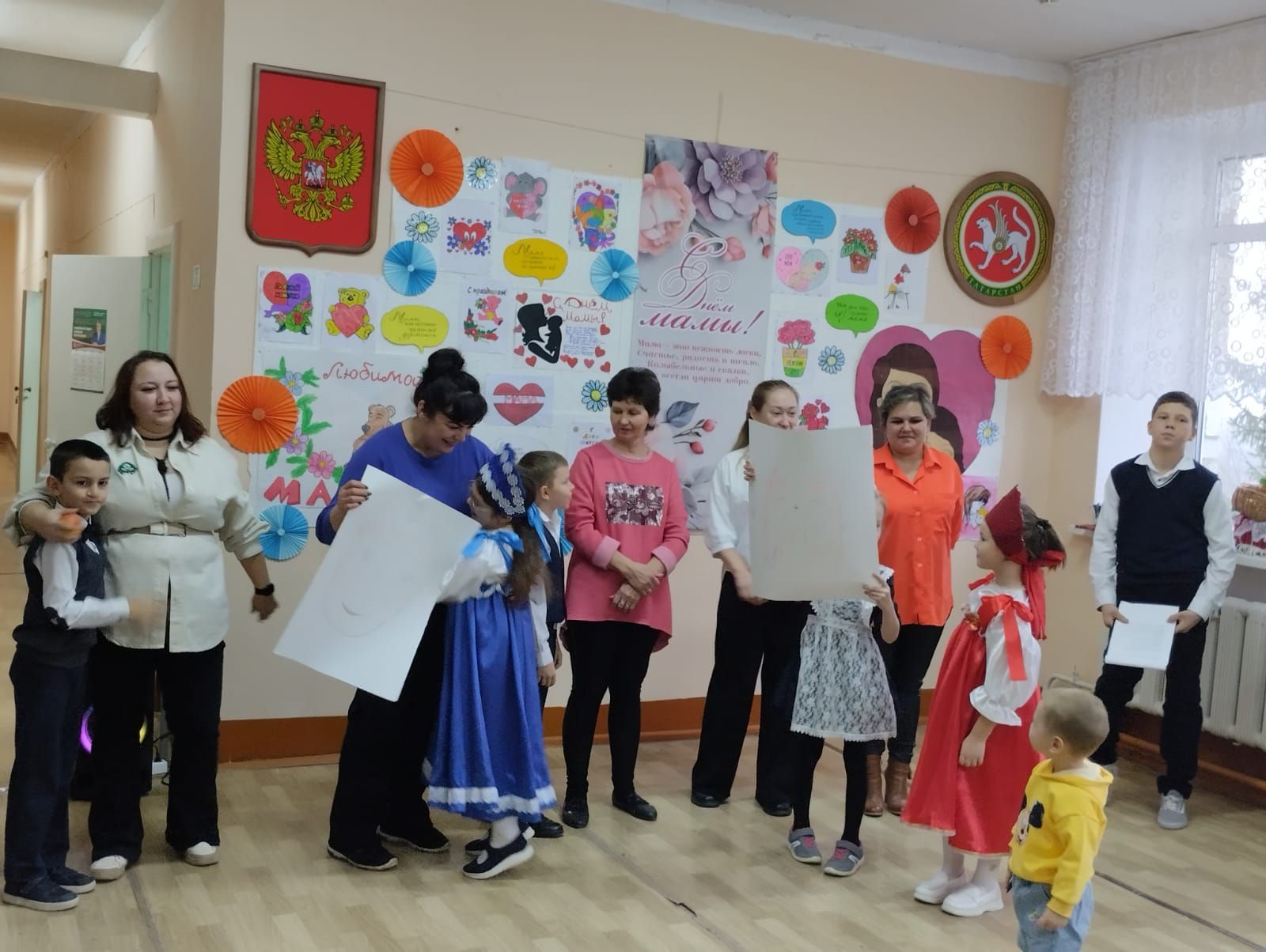 В Печищинской школе прошел праздничный концерт, посвященный Дню матери