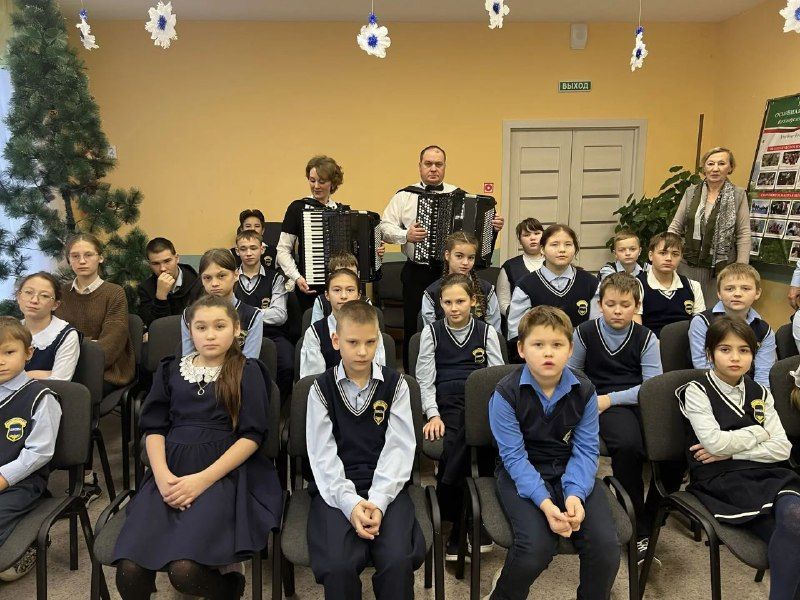 «Чудо-баян»: как супруги Киреевы открывают школьникам мир народных инструментов