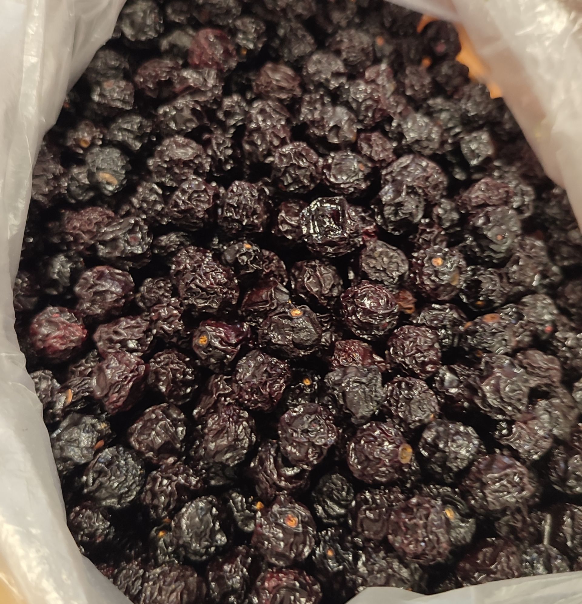 В Соболевском волонтеры готовят чак-чак и травяной чай для бойцов СВО