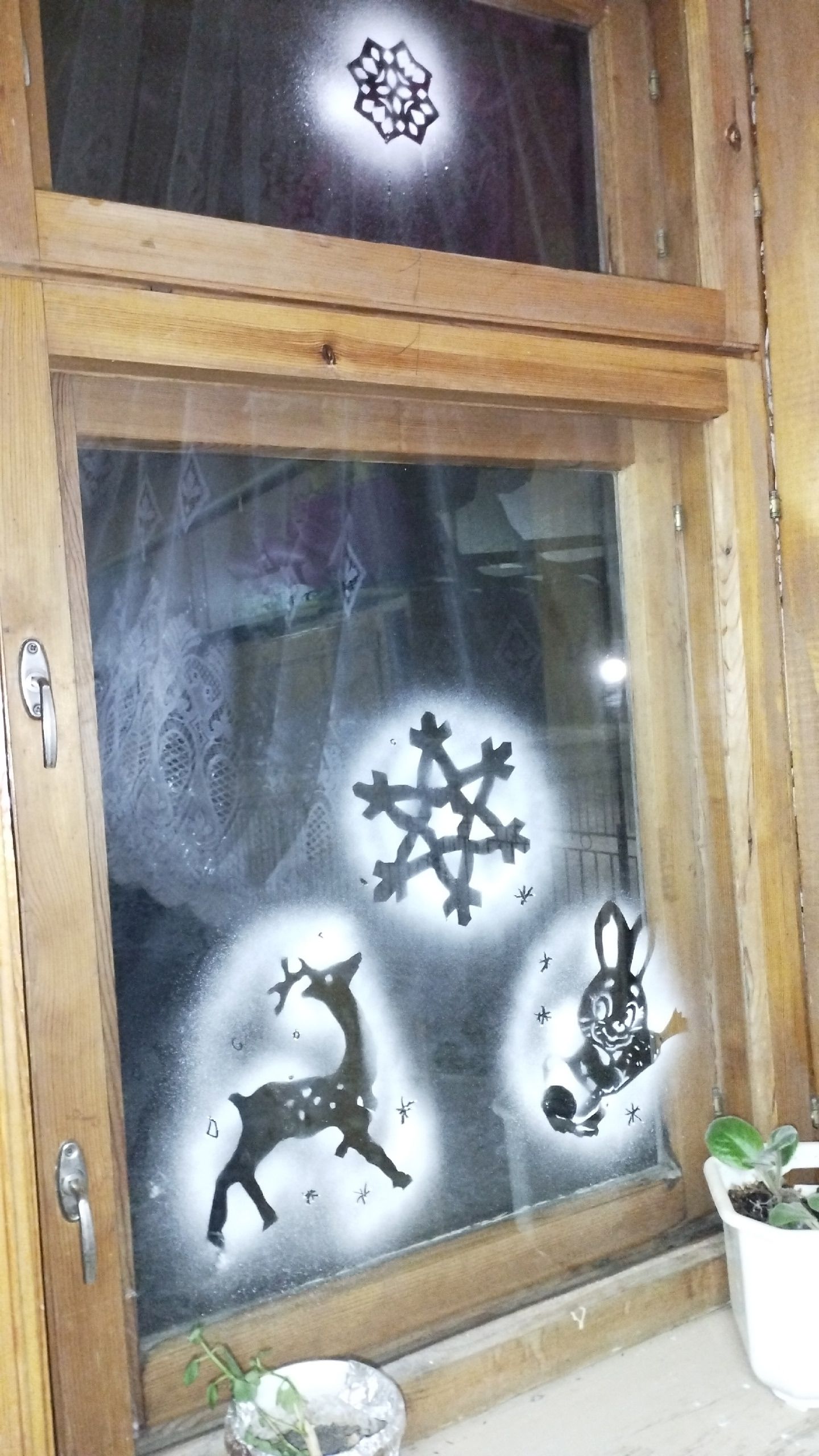 Ямбулатовский ДК присоединился к всероссийской акции «Новогодние окна»