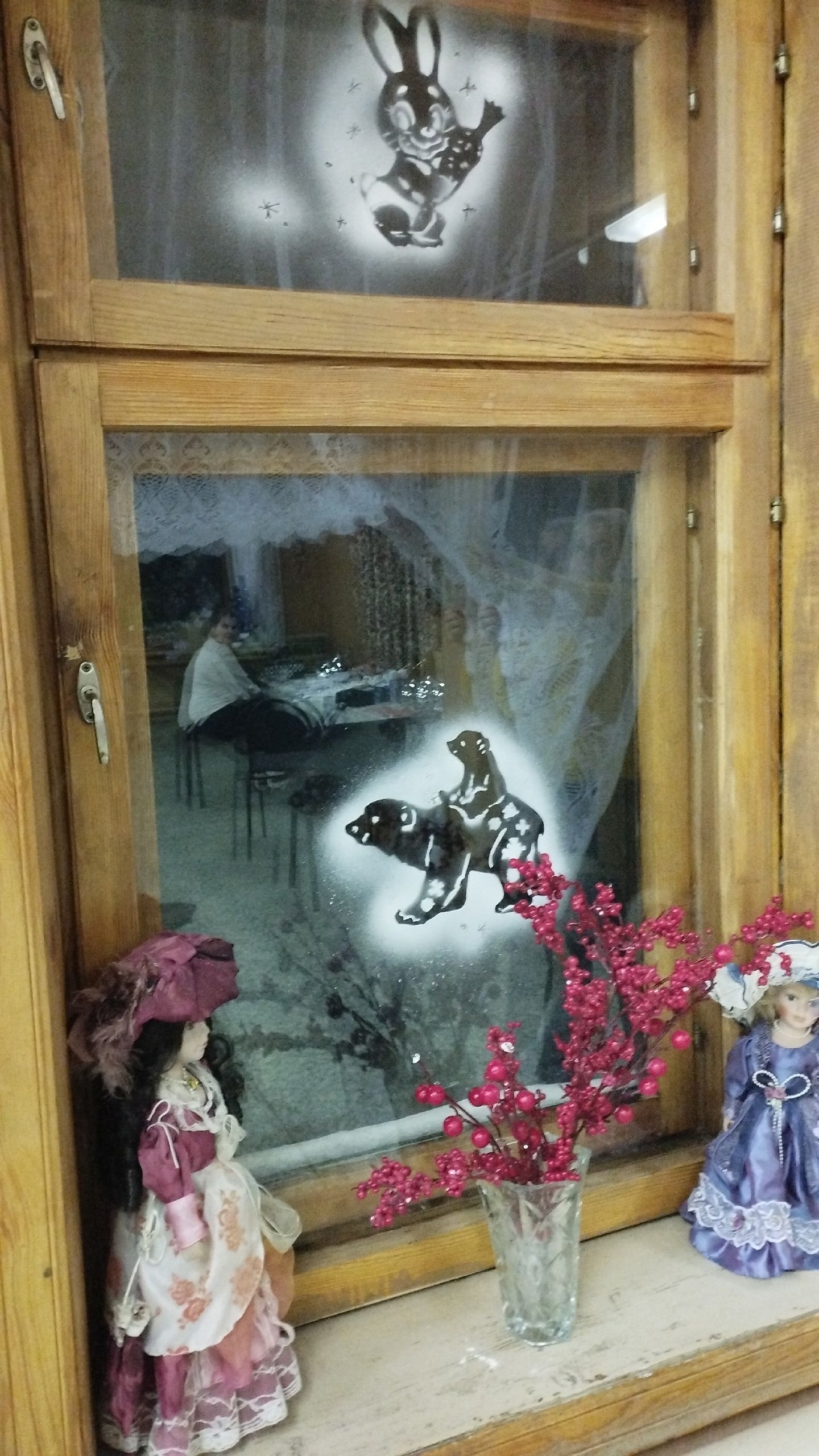 Ямбулатовский ДК присоединился к всероссийской акции «Новогодние окна»