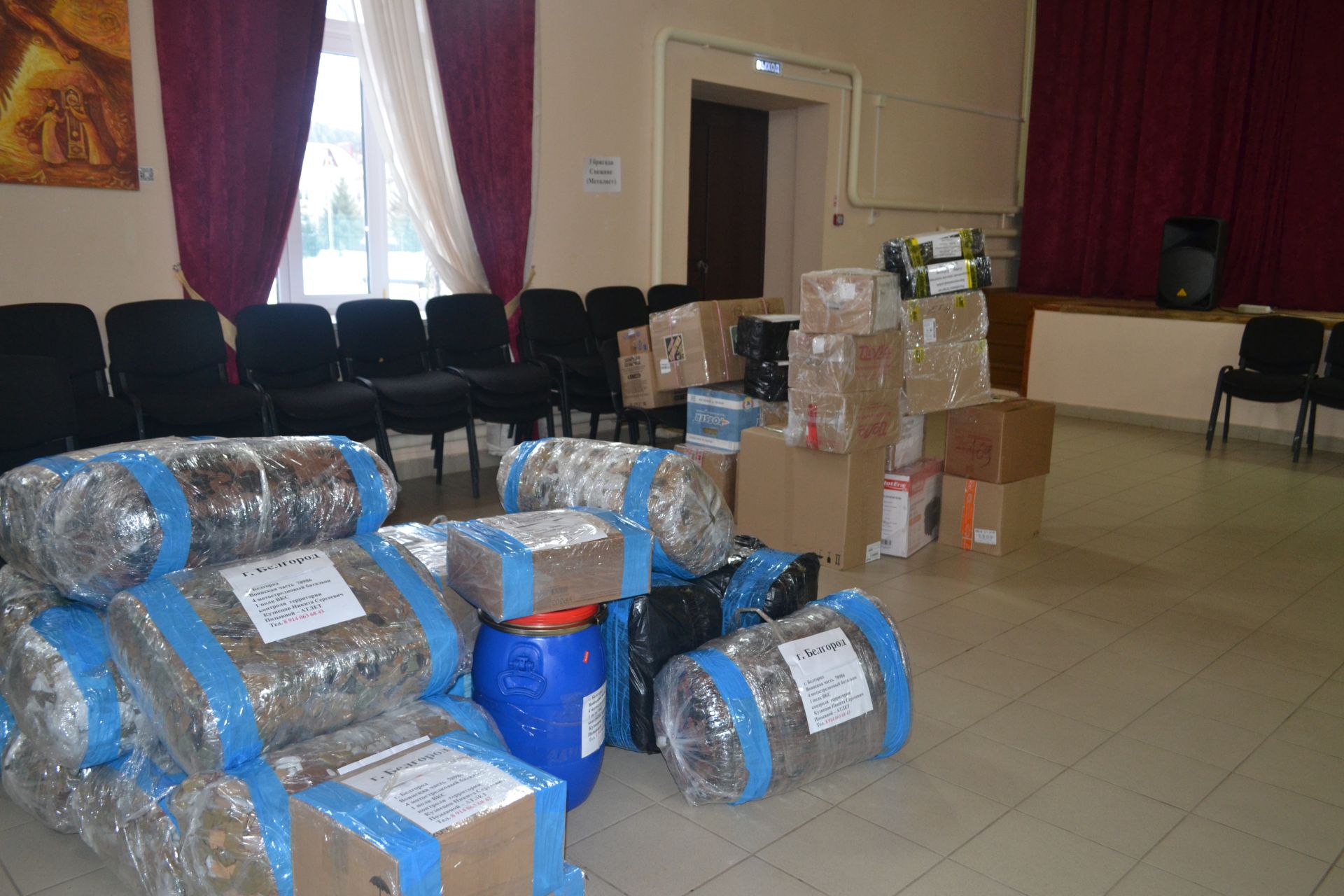 Новогодний конвой: верхнеуслонцы отправили на фронт фуру и «Газель» с подарками