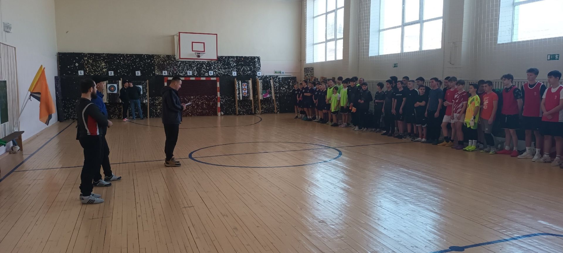 В Верхнем Услоне отряды «Форпост» соревновались в мини-футболе