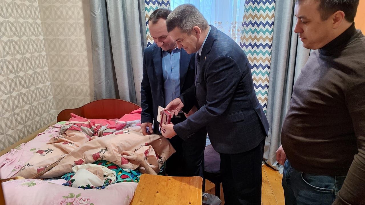 Районда юбилей медальләрен тапшыру башланды