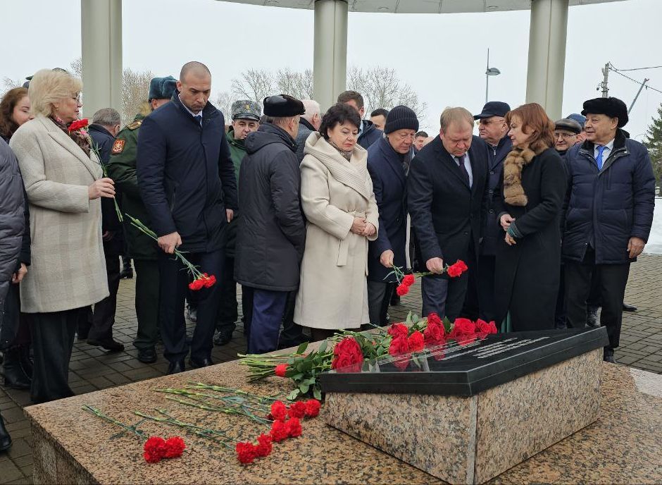 В Верхнем Услоне проходит выездное заседание Президиума Госсовета РТ