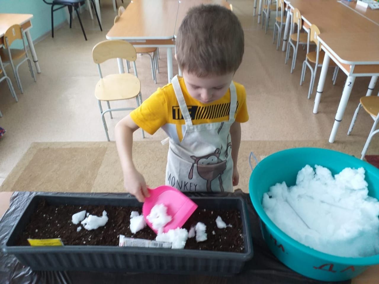 «Каенкай» балалар бакчасы чәчәк үсентеләре әзерлиләр