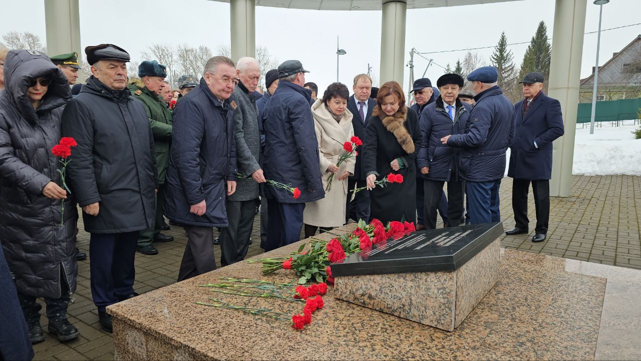 В Верхнем Услоне проходит выездное заседание Президиума Госсовета РТ