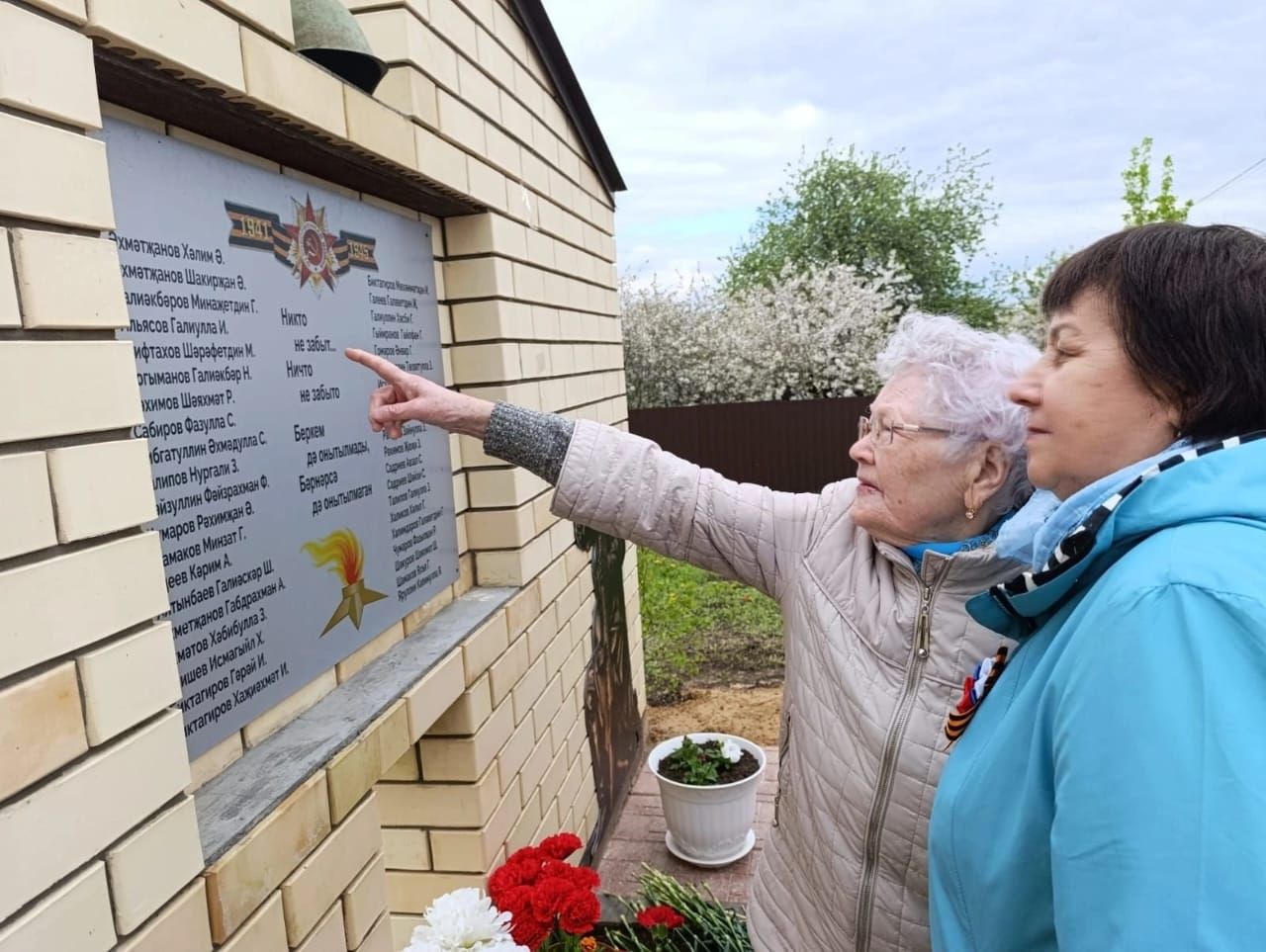 Ватан авылында фронтовик якташларына һәйкәл ачу тантанасы узды