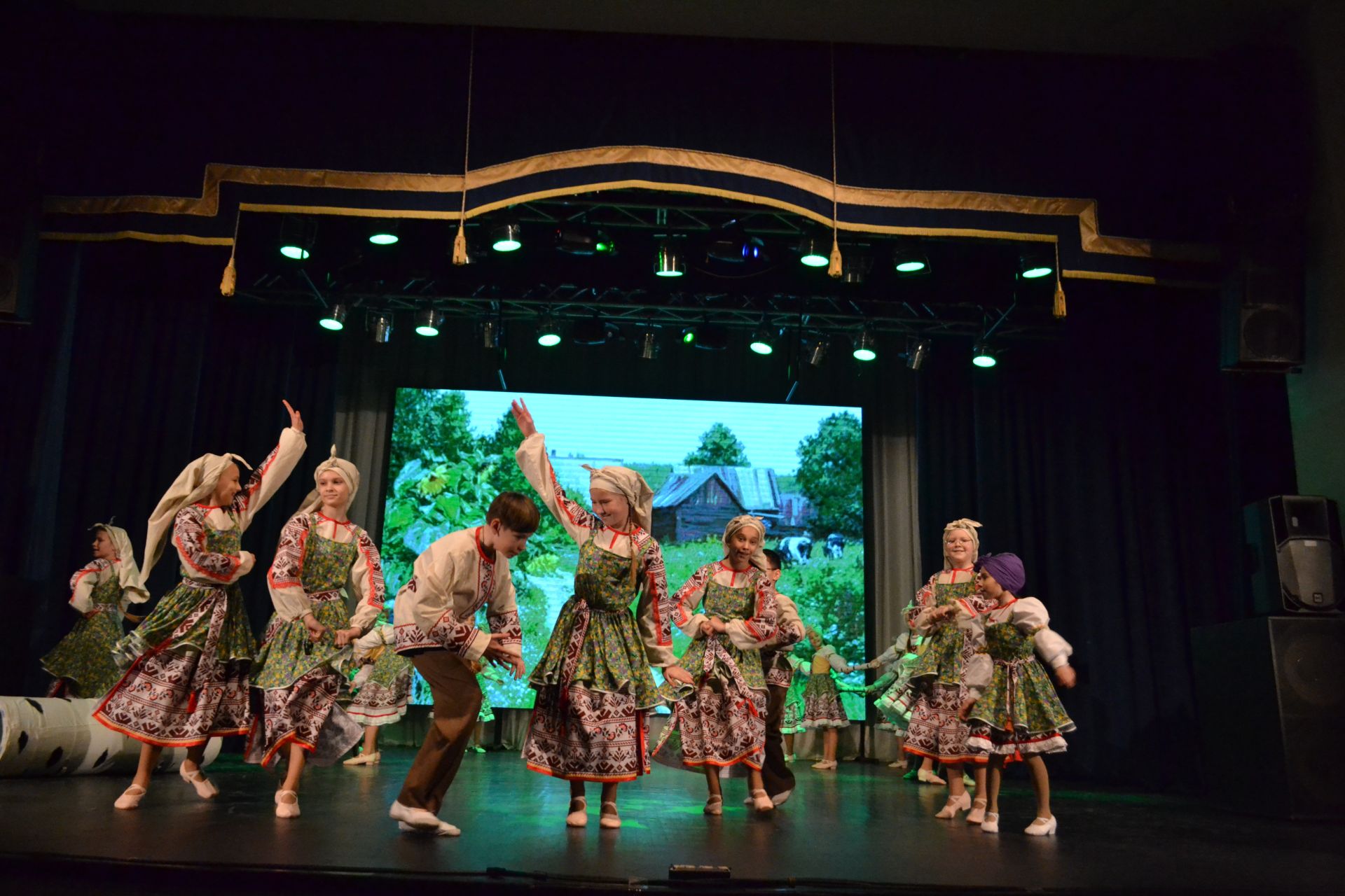 10 лет «Конфетти»: от первого шага до аплодисментов