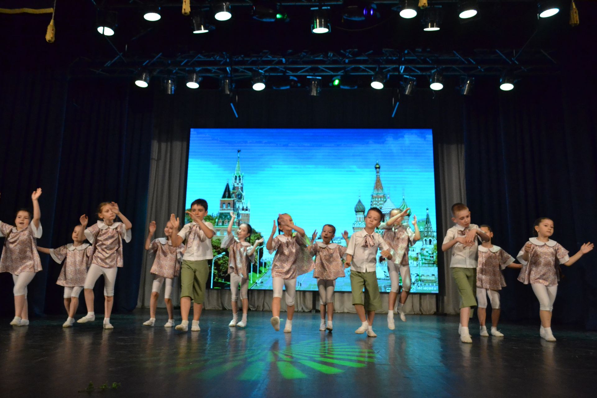 10 лет «Конфетти»: от первого шага до аплодисментов