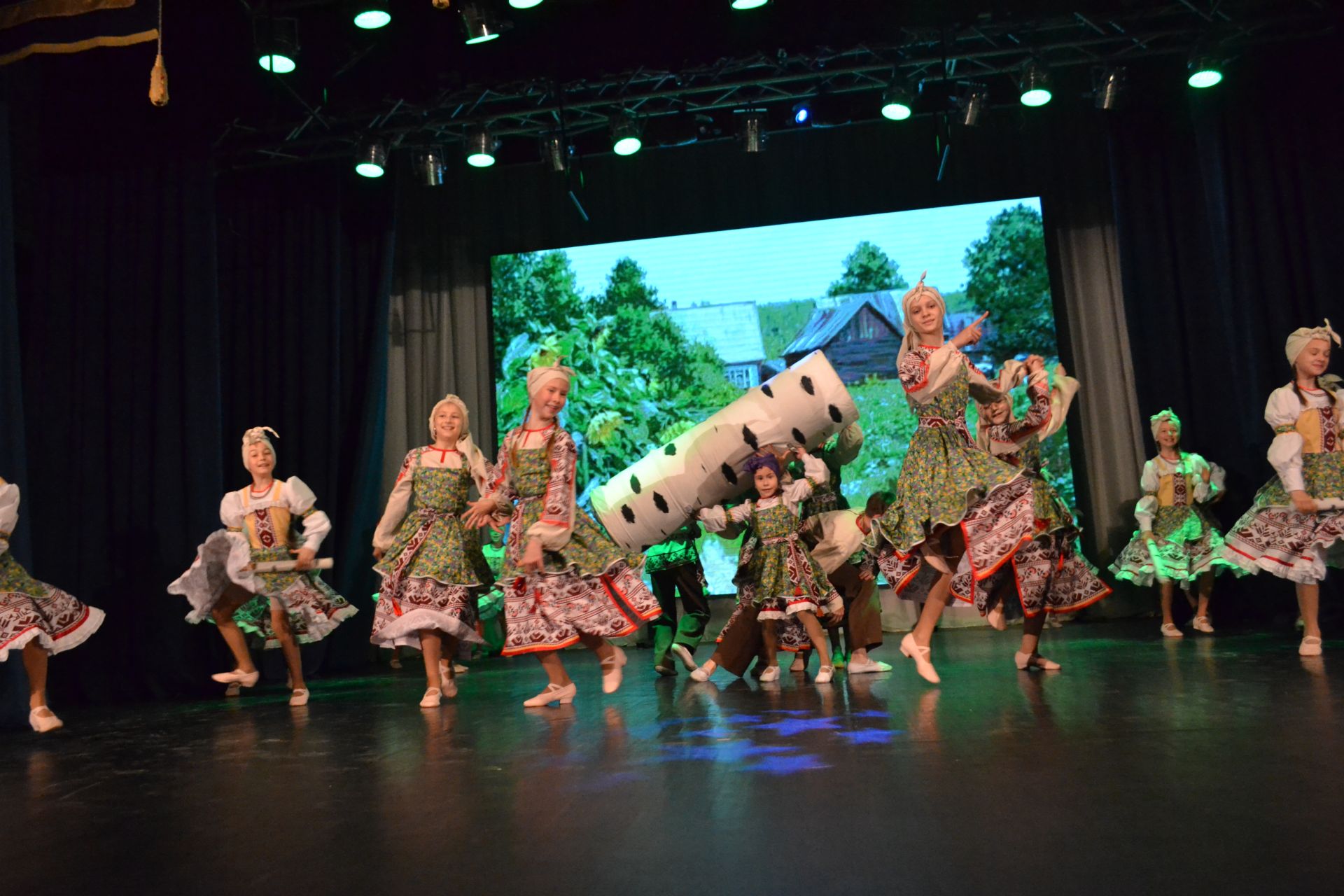 10 лет «Конфетти»: от первого шага до аплодисментов