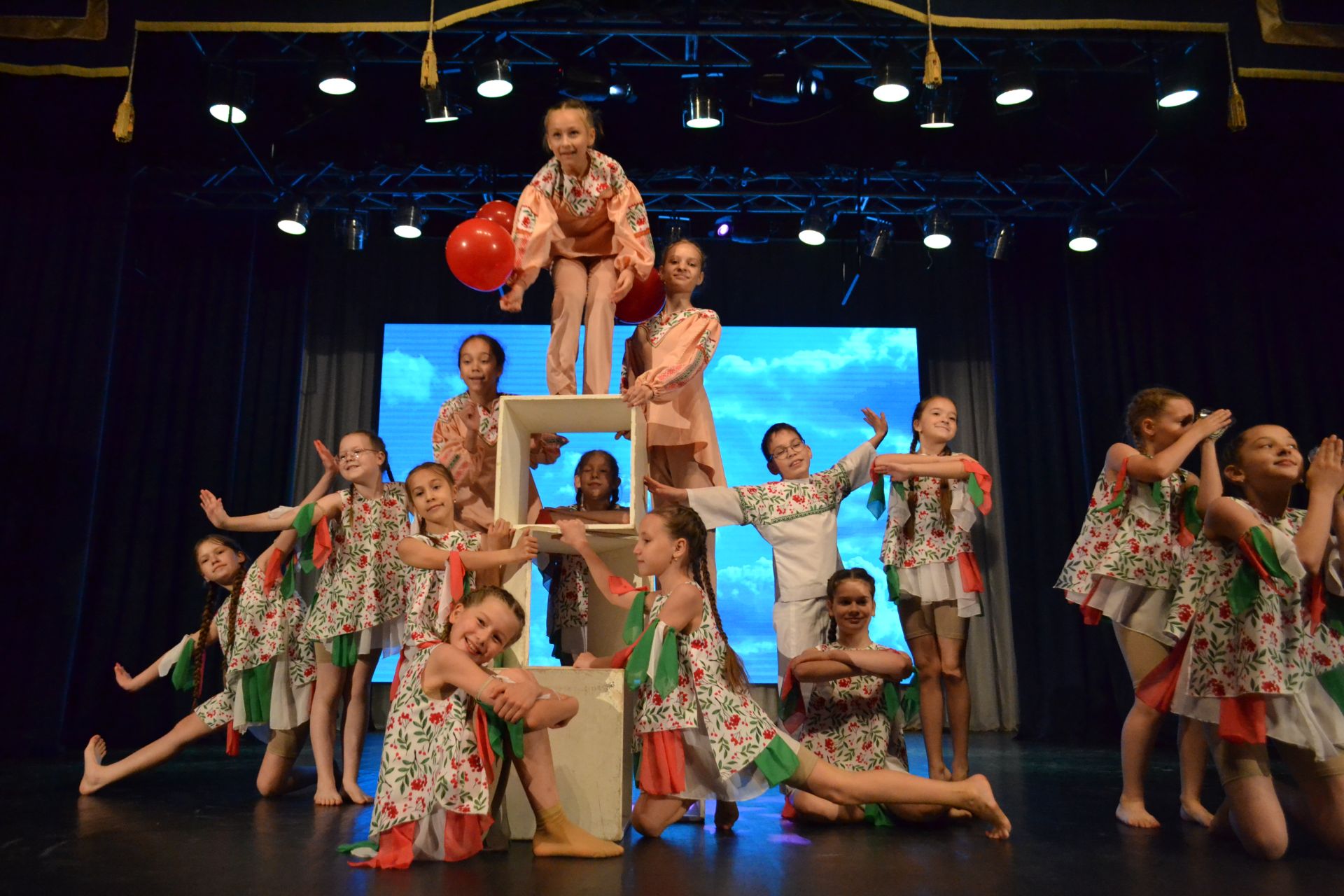 10 лет «Конфетти»: от первого шага до аплодисментов