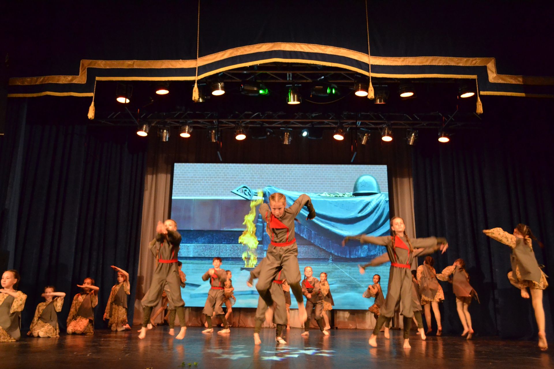 10 лет «Конфетти»: от первого шага до аплодисментов