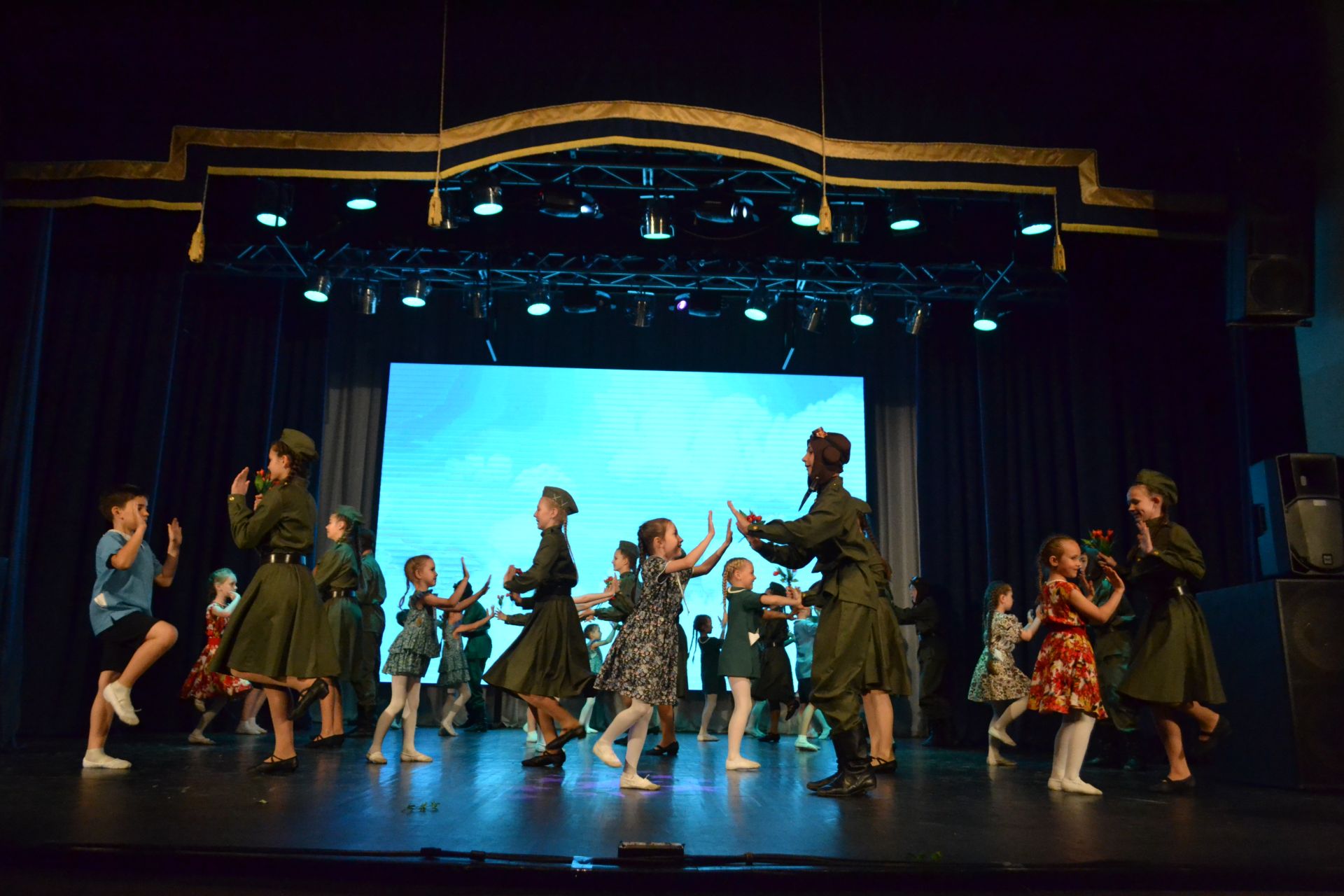 10 лет «Конфетти»: от первого шага до аплодисментов