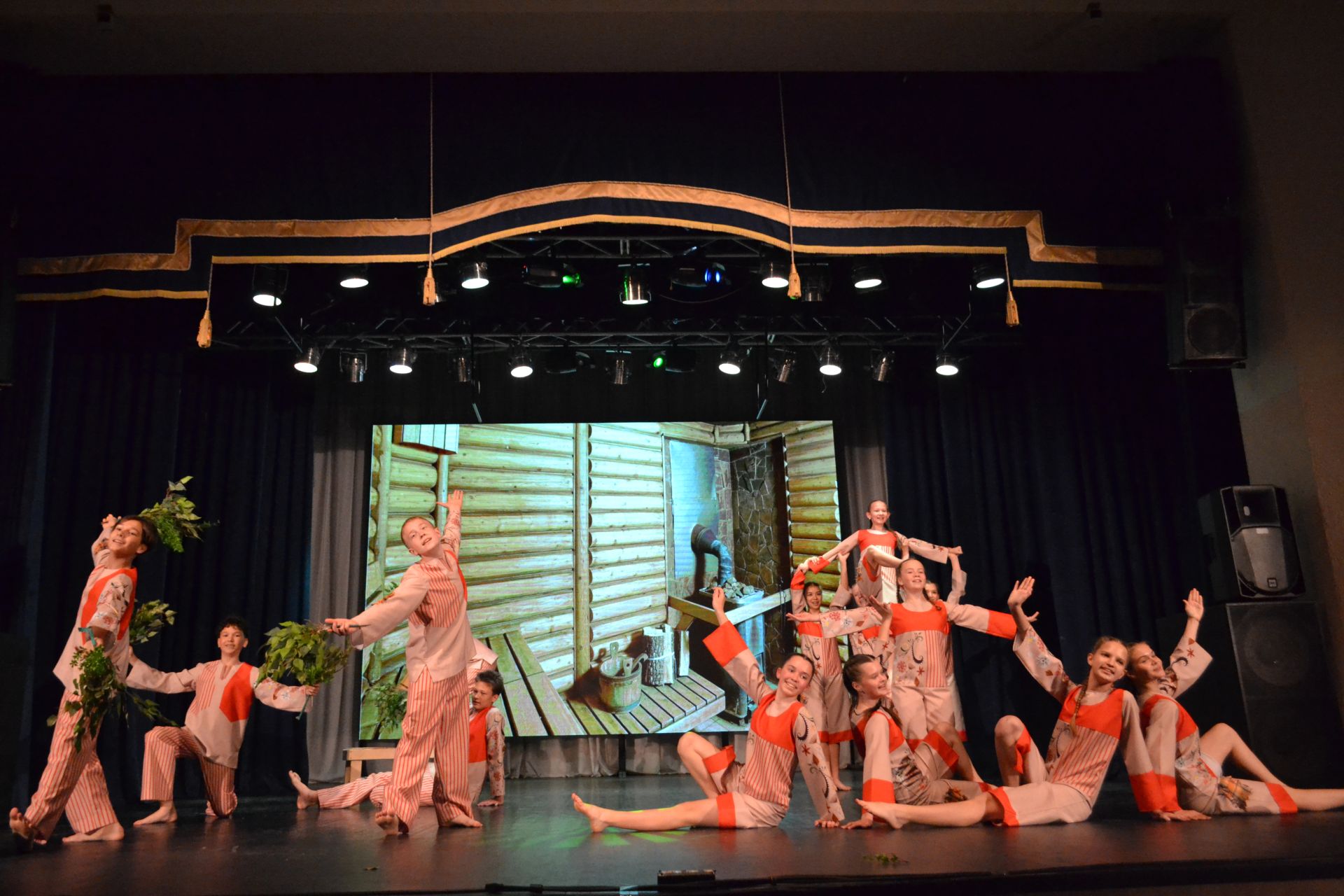 10 лет «Конфетти»: от первого шага до аплодисментов