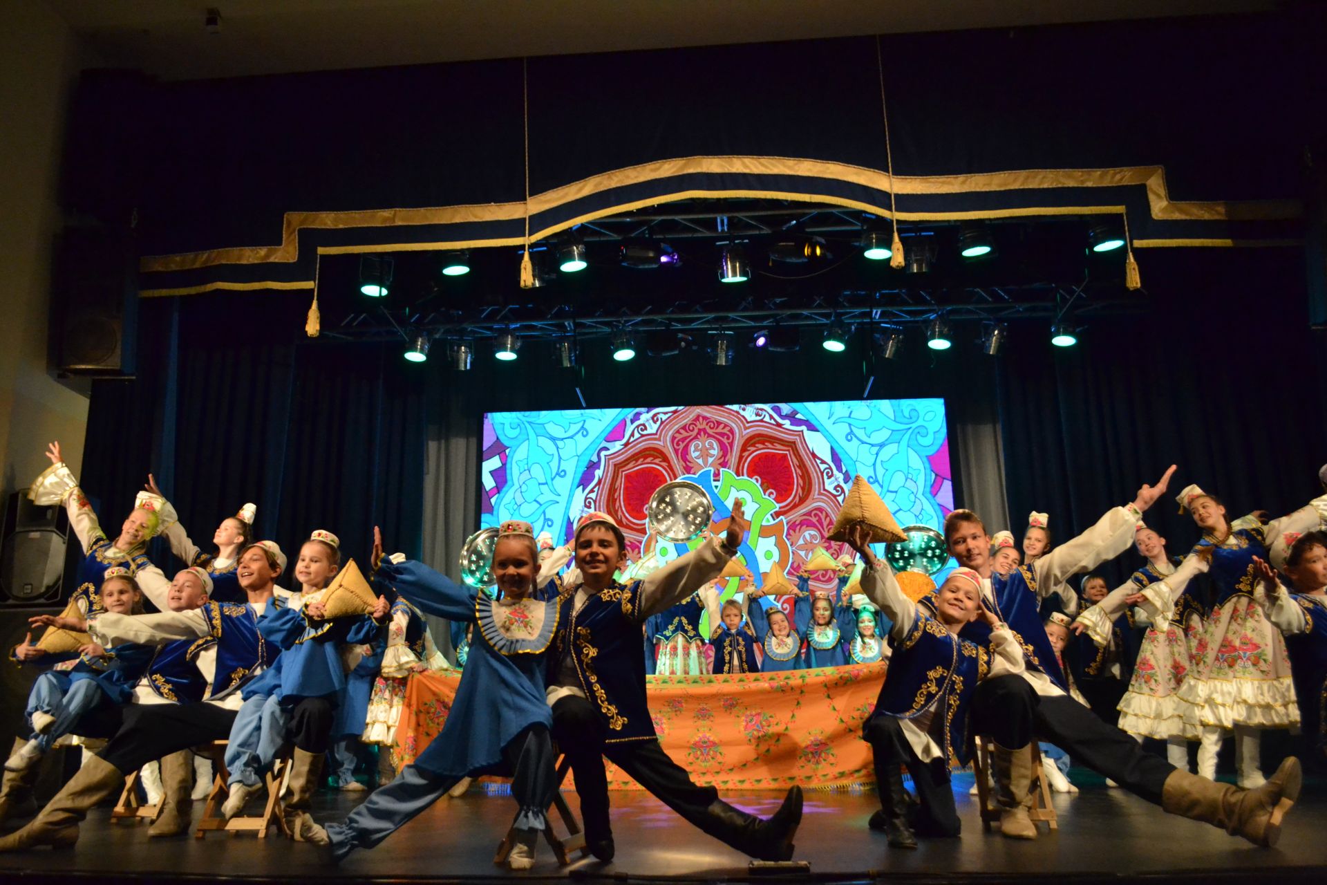 10 лет «Конфетти»: от первого шага до аплодисментов