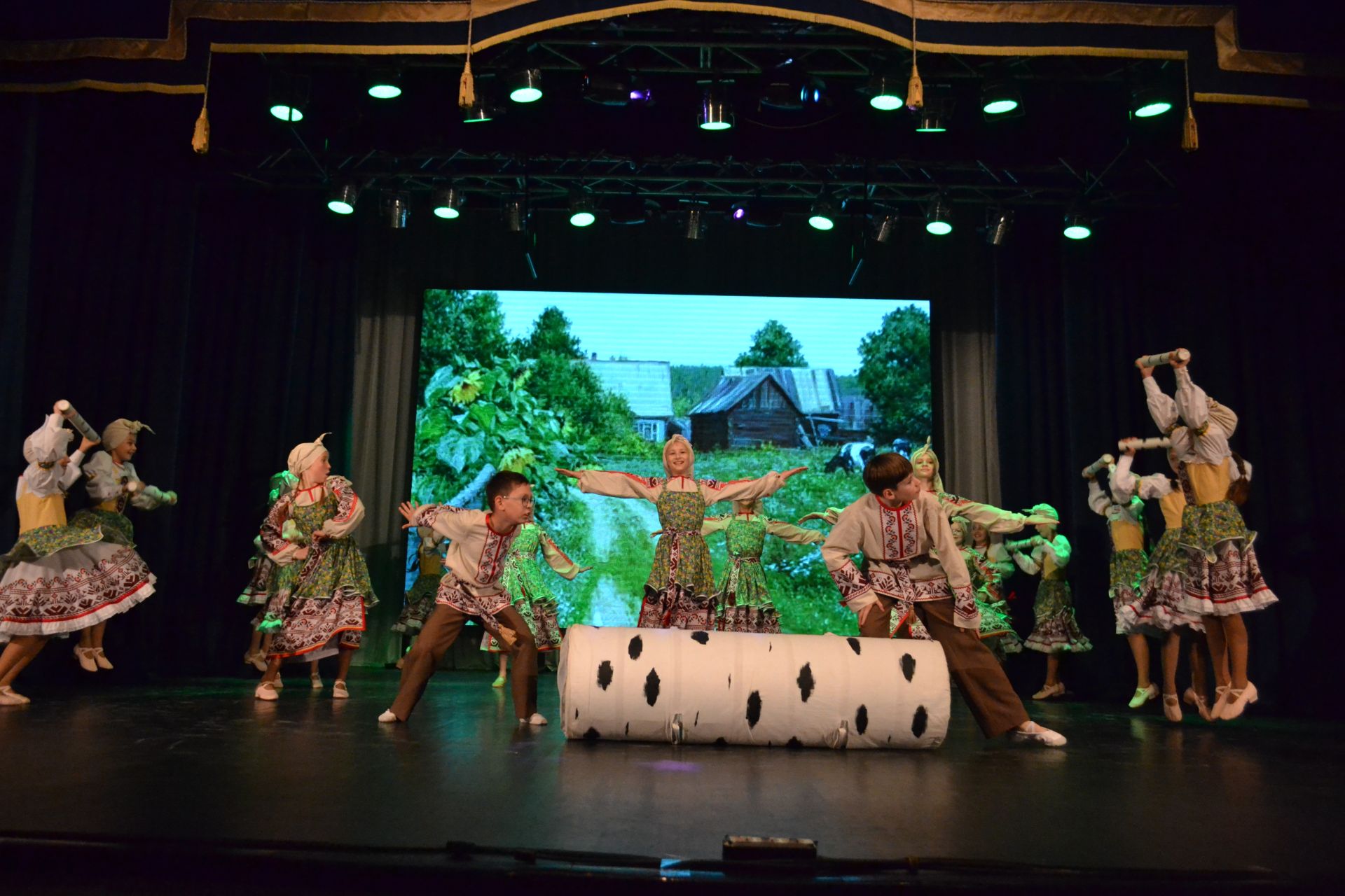 10 лет «Конфетти»: от первого шага до аплодисментов