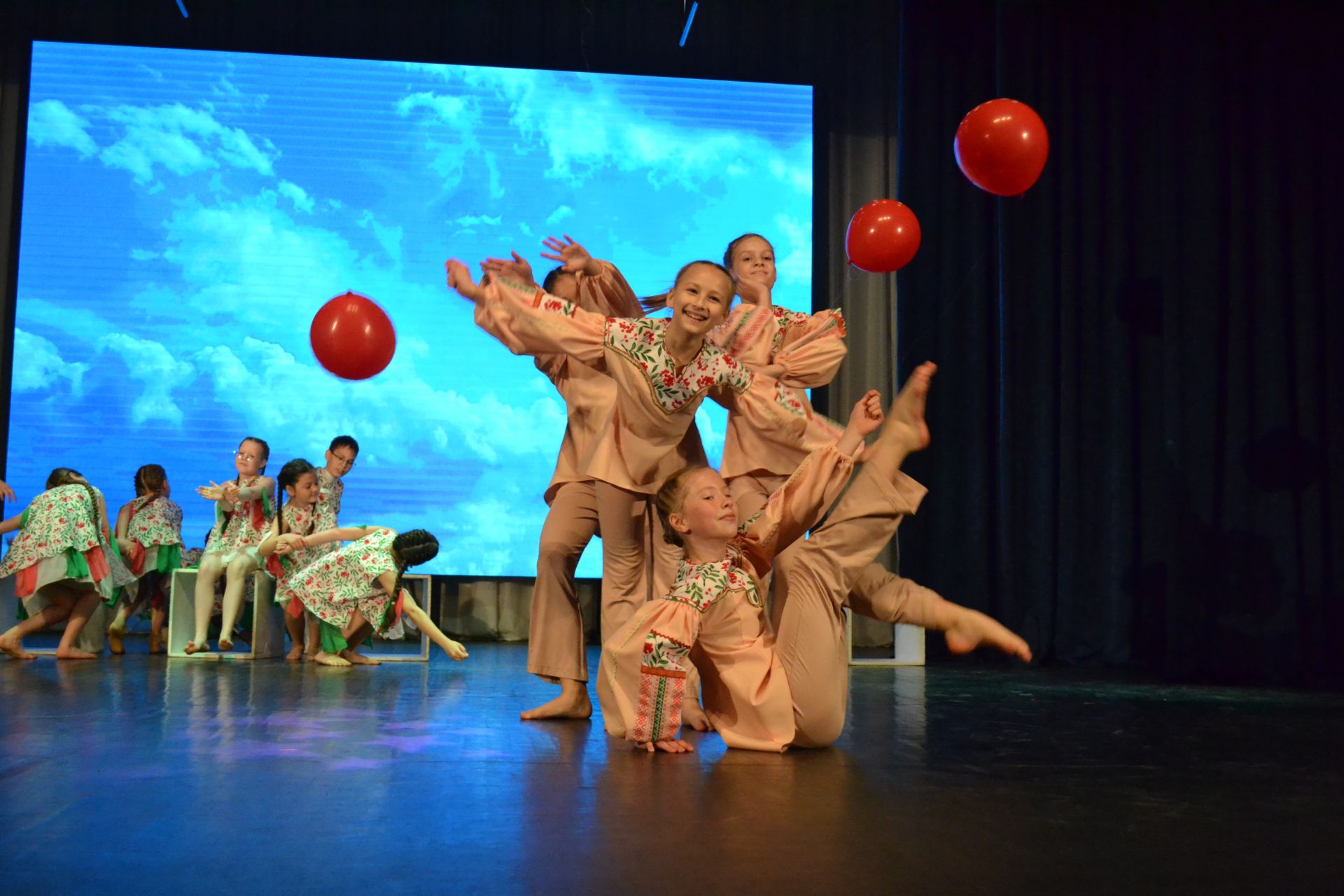 10 лет «Конфетти»: от первого шага до аплодисментов