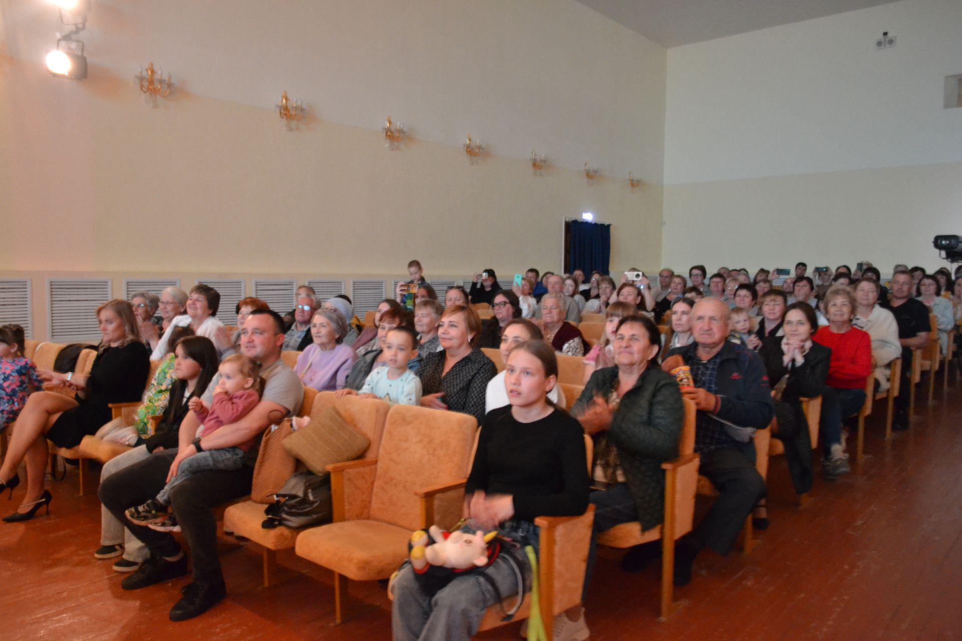 10 лет «Конфетти»: от первого шага до аплодисментов