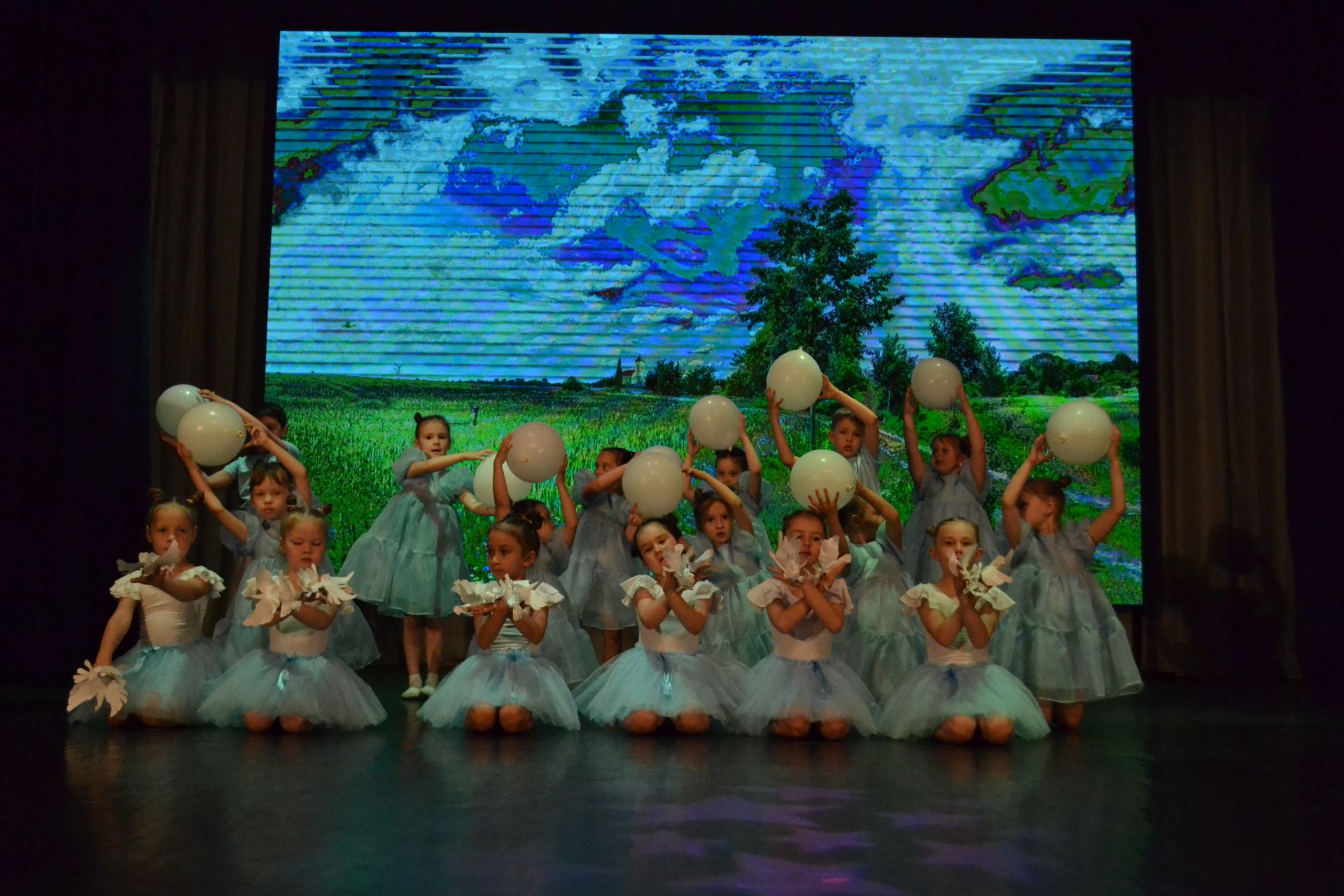 10 лет «Конфетти»: от первого шага до аплодисментов