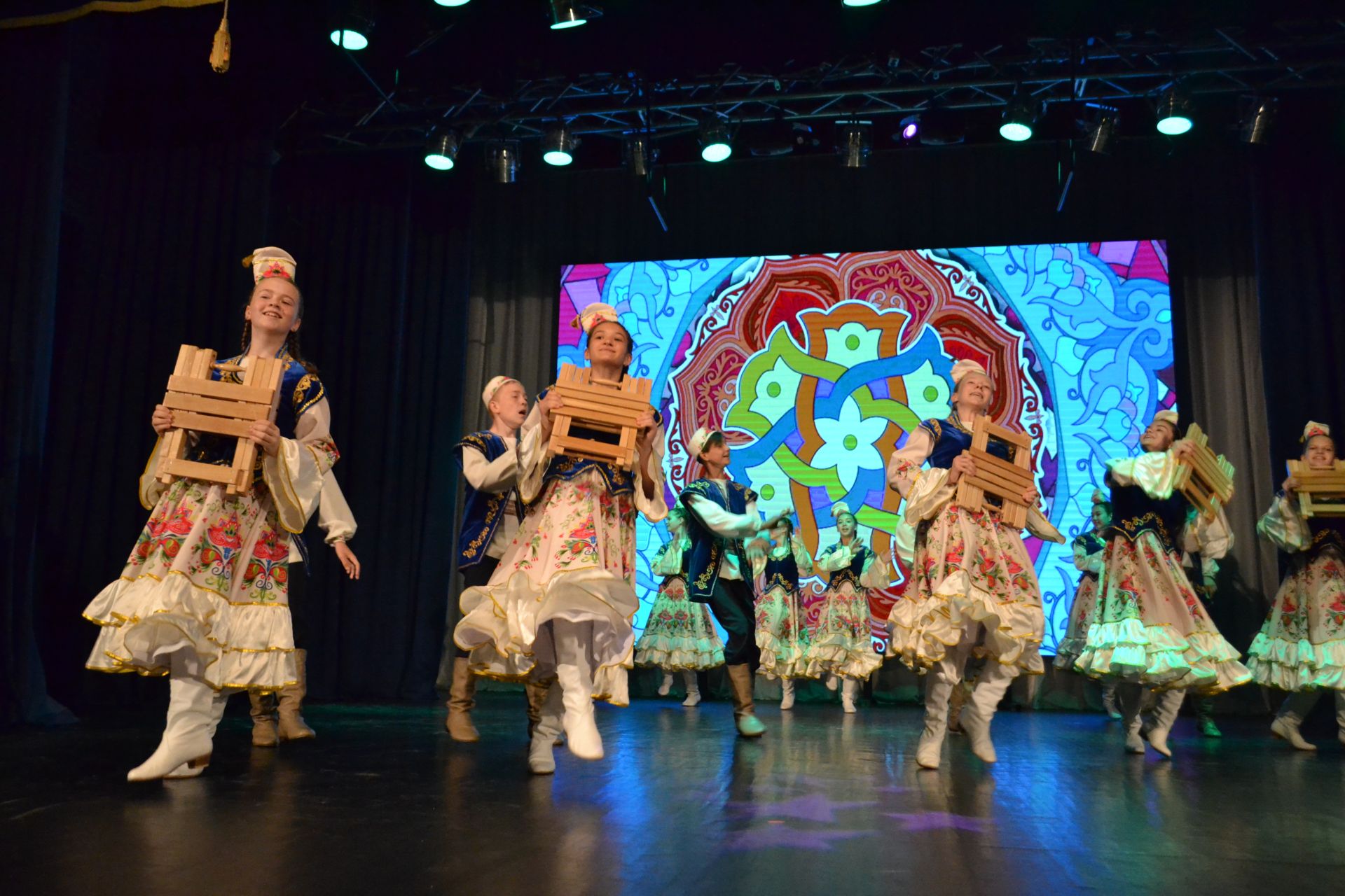 10 лет «Конфетти»: от первого шага до аплодисментов