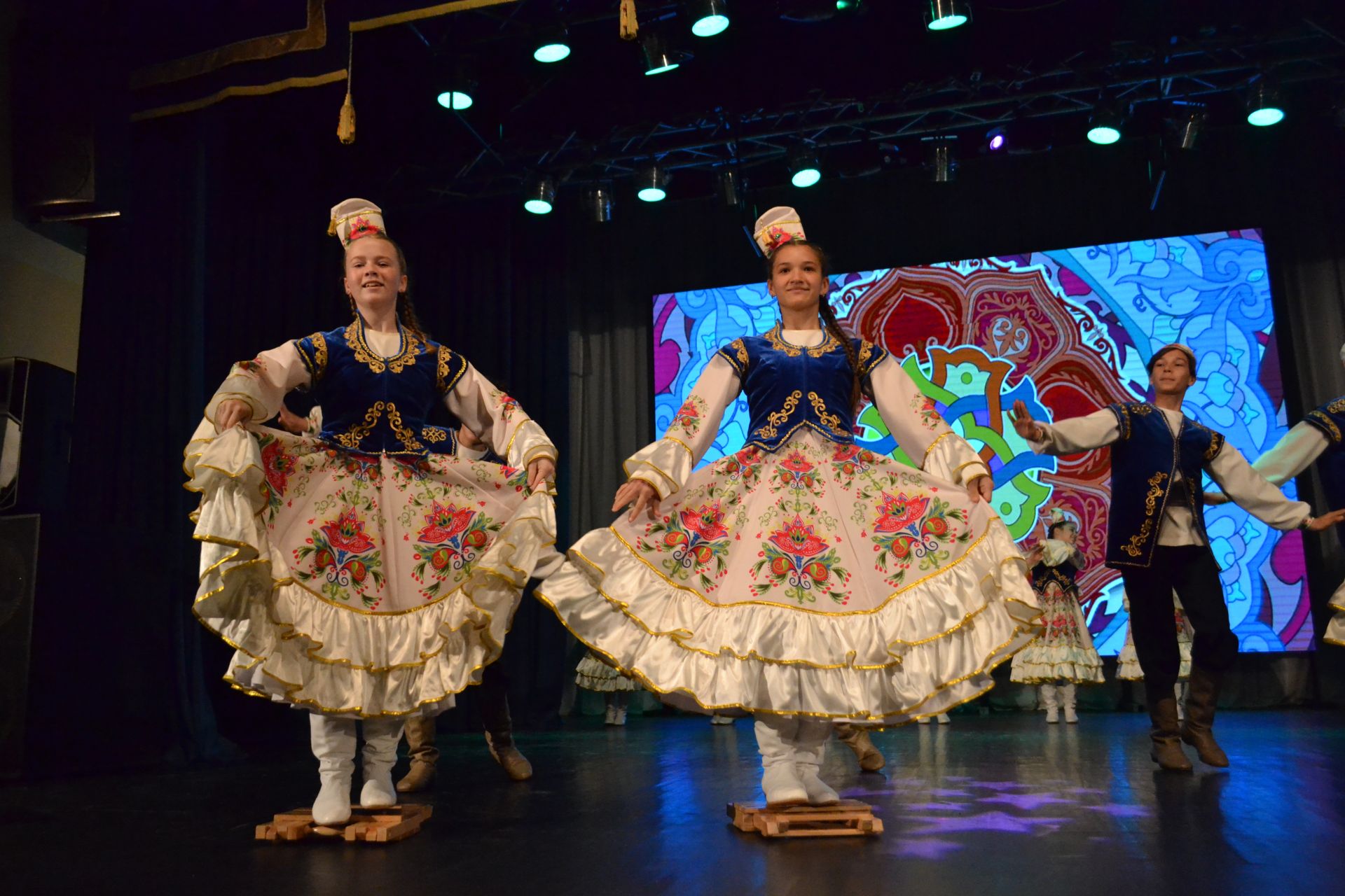 10 лет «Конфетти»: от первого шага до аплодисментов