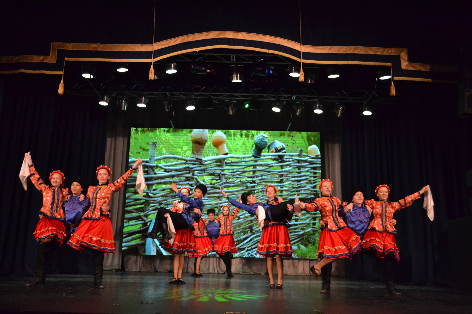 10 лет «Конфетти»: от первого шага до аплодисментов