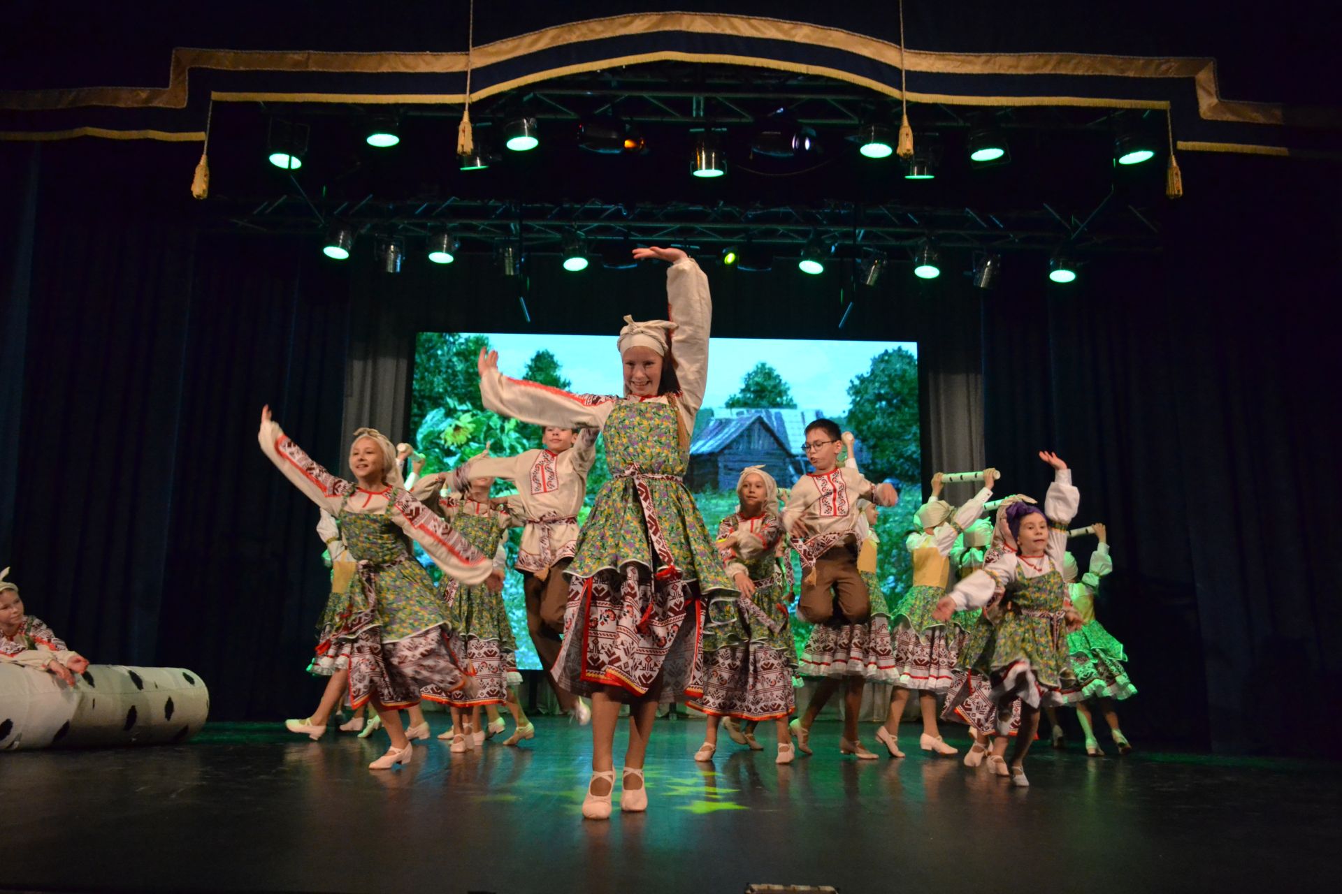 10 лет «Конфетти»: от первого шага до аплодисментов