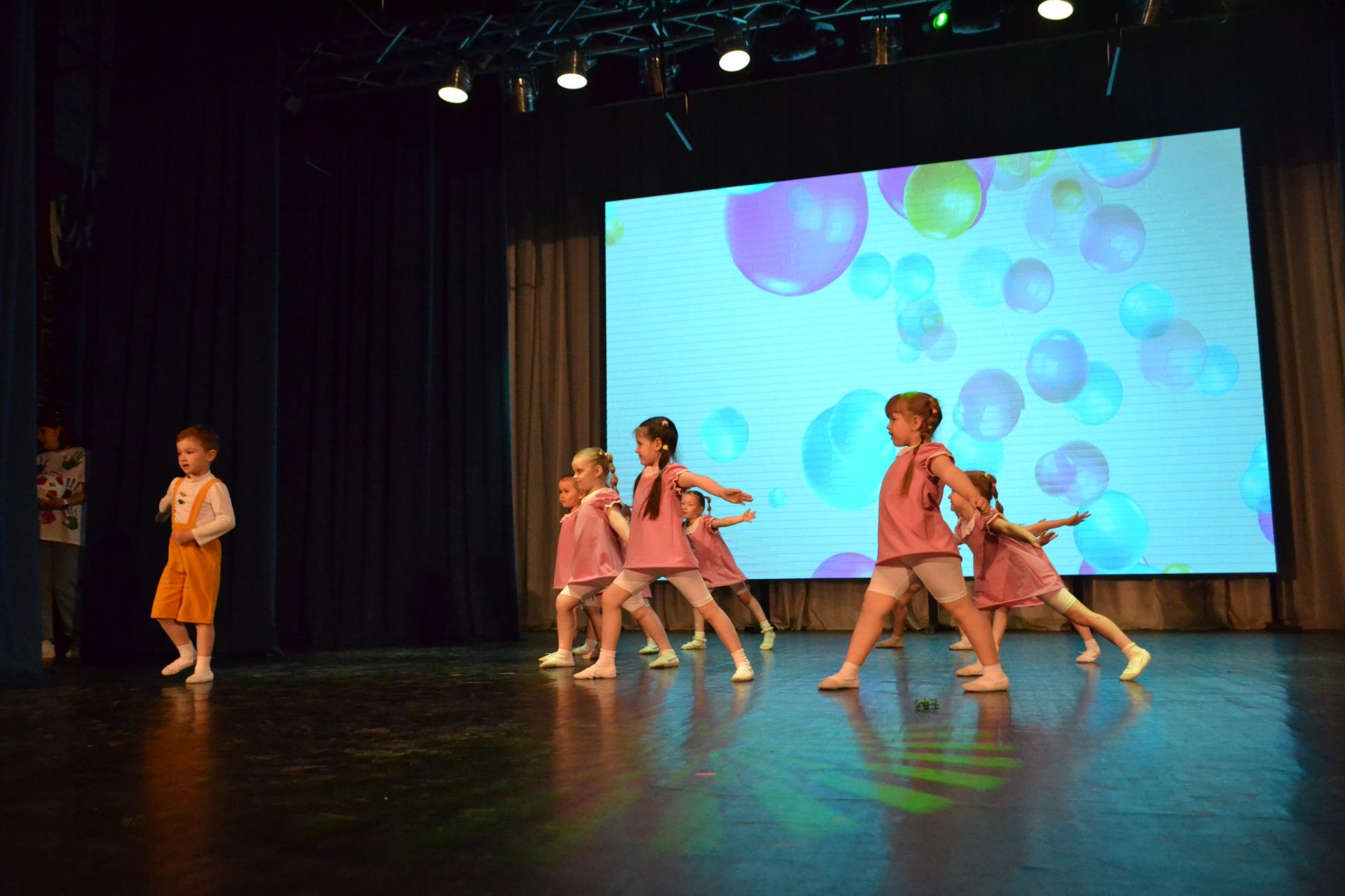 10 лет «Конфетти»: от первого шага до аплодисментов