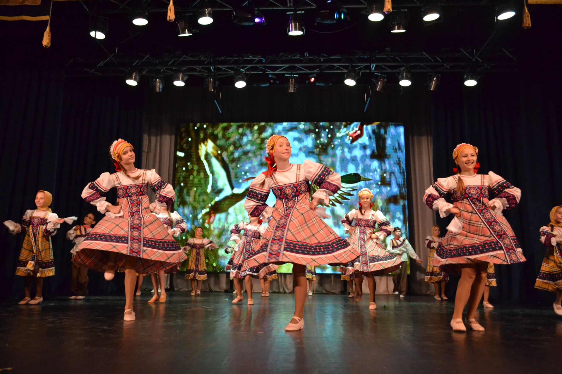 10 лет «Конфетти»: от первого шага до аплодисментов