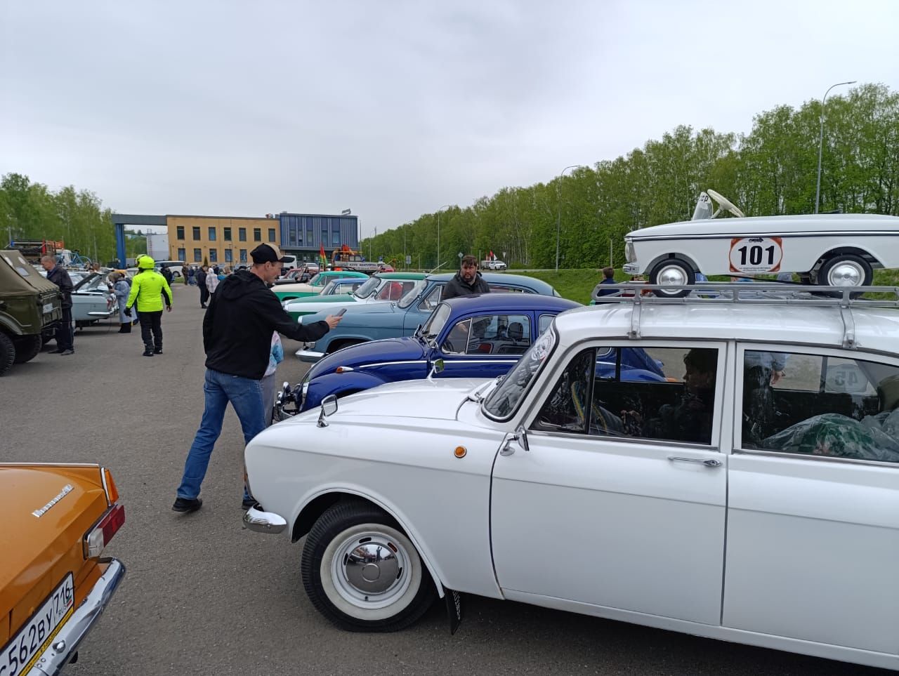 Ретро-автопробег «Казанский обвод — Дорогами памяти» побывал в Верхнем Услоне