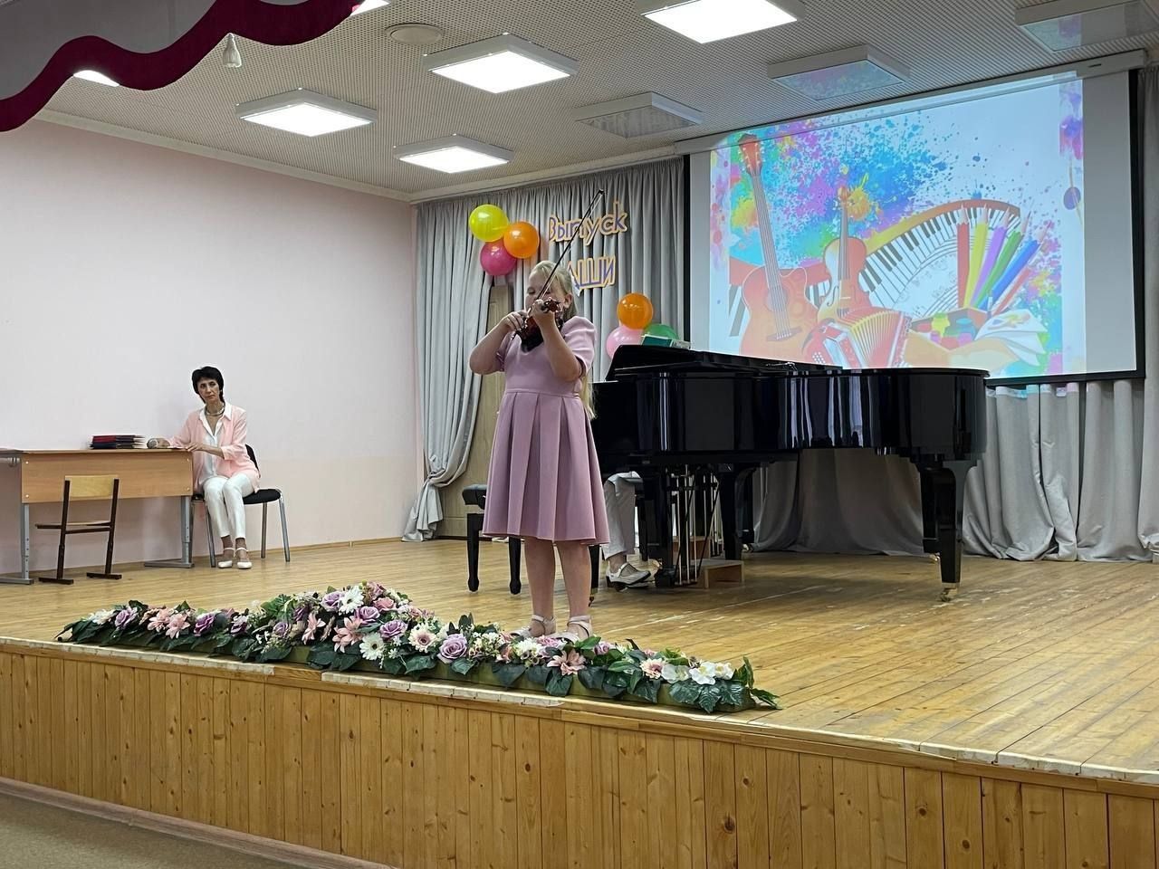 В Детской школе искусств Верхнего Услона прошел выпускной вечер