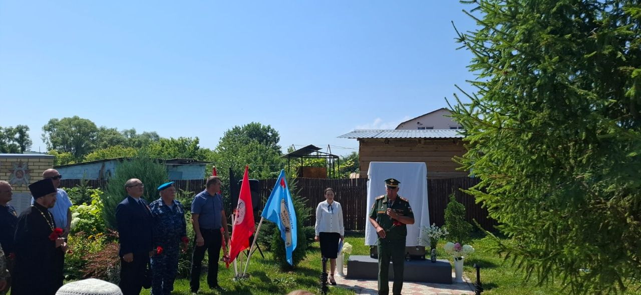В Татарском Бурнашеве открыли мемориал ветеранам и участникам боевых действий