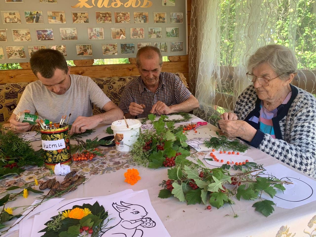 Интернат-йортта даими рәвештә иҗат белән шөгыльләнәләр