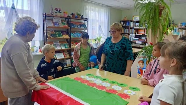 Краеведческий час ко Дню Республики Татарстан прошел в Макулове