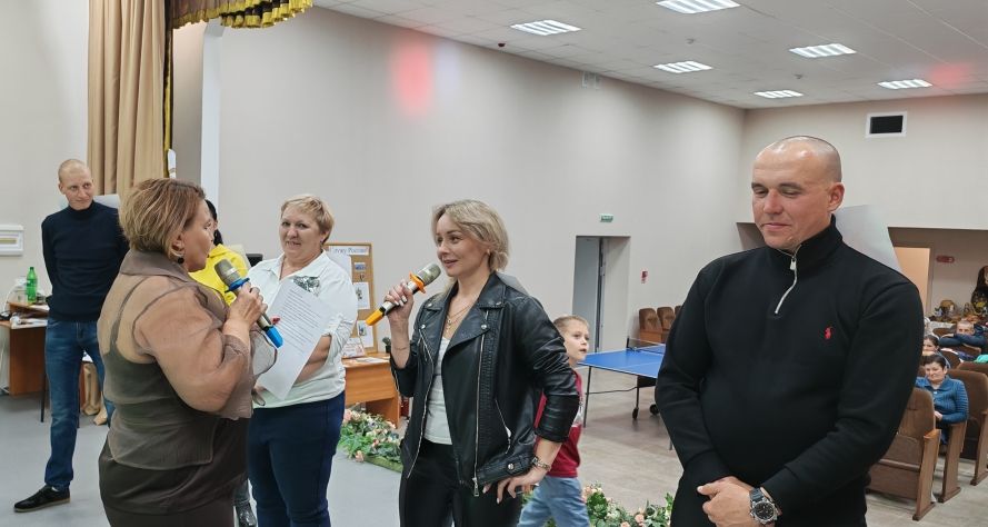 Квартирник с Александром Алексеевым прошел в Коргузинском ДК