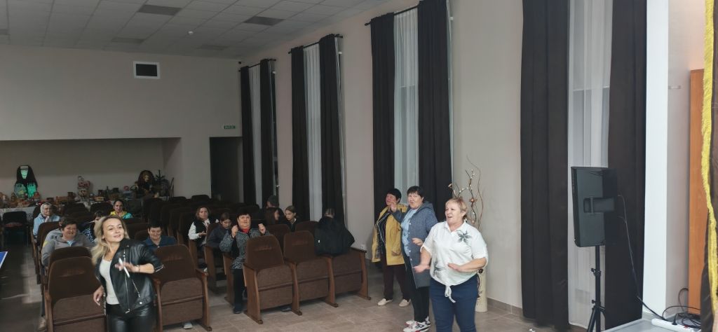 Квартирник с Александром Алексеевым прошел в Коргузинском ДК